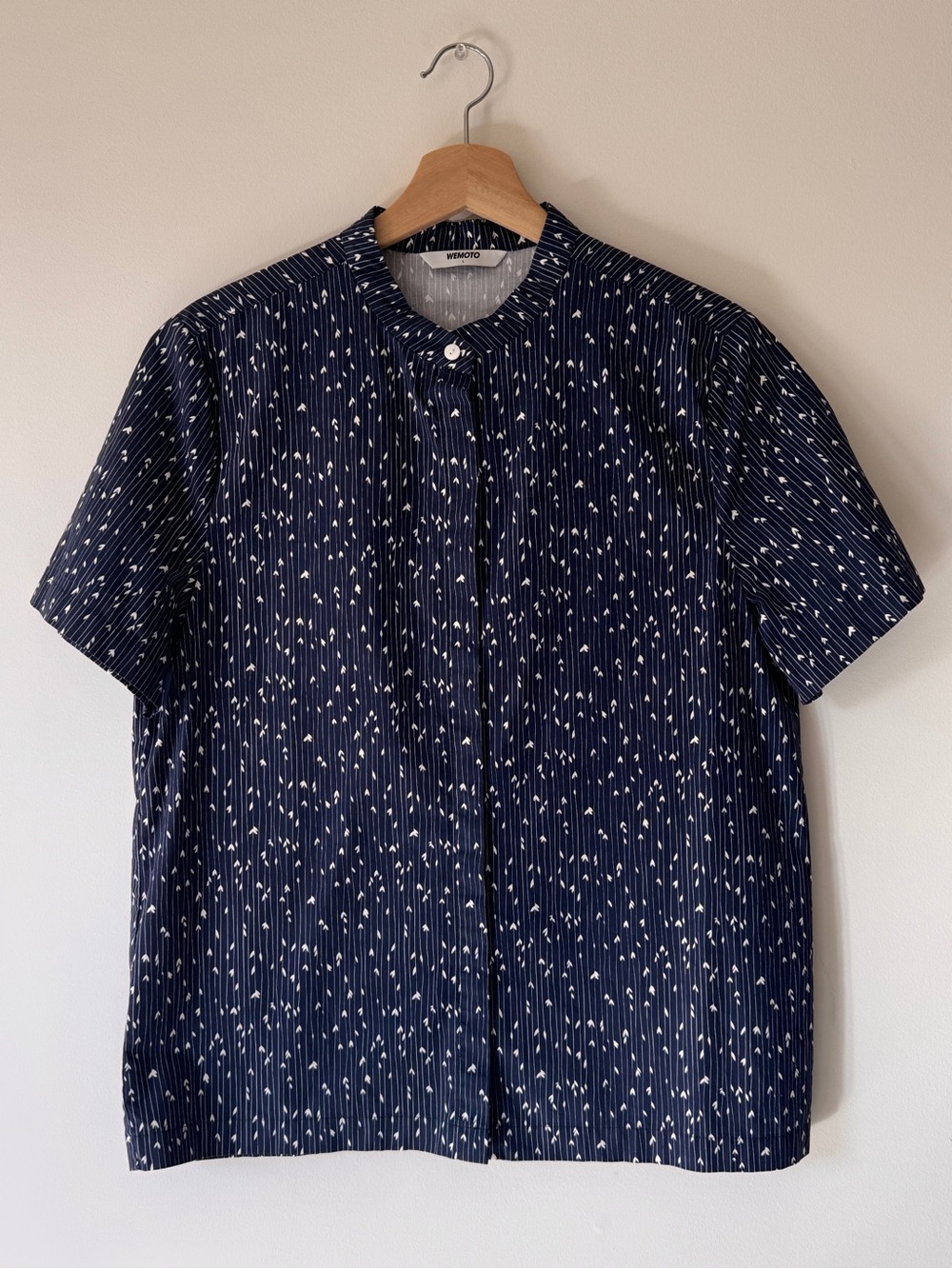 Navy Short-Sleeve Button-Down Shirt with Subtle White Dot Pattern